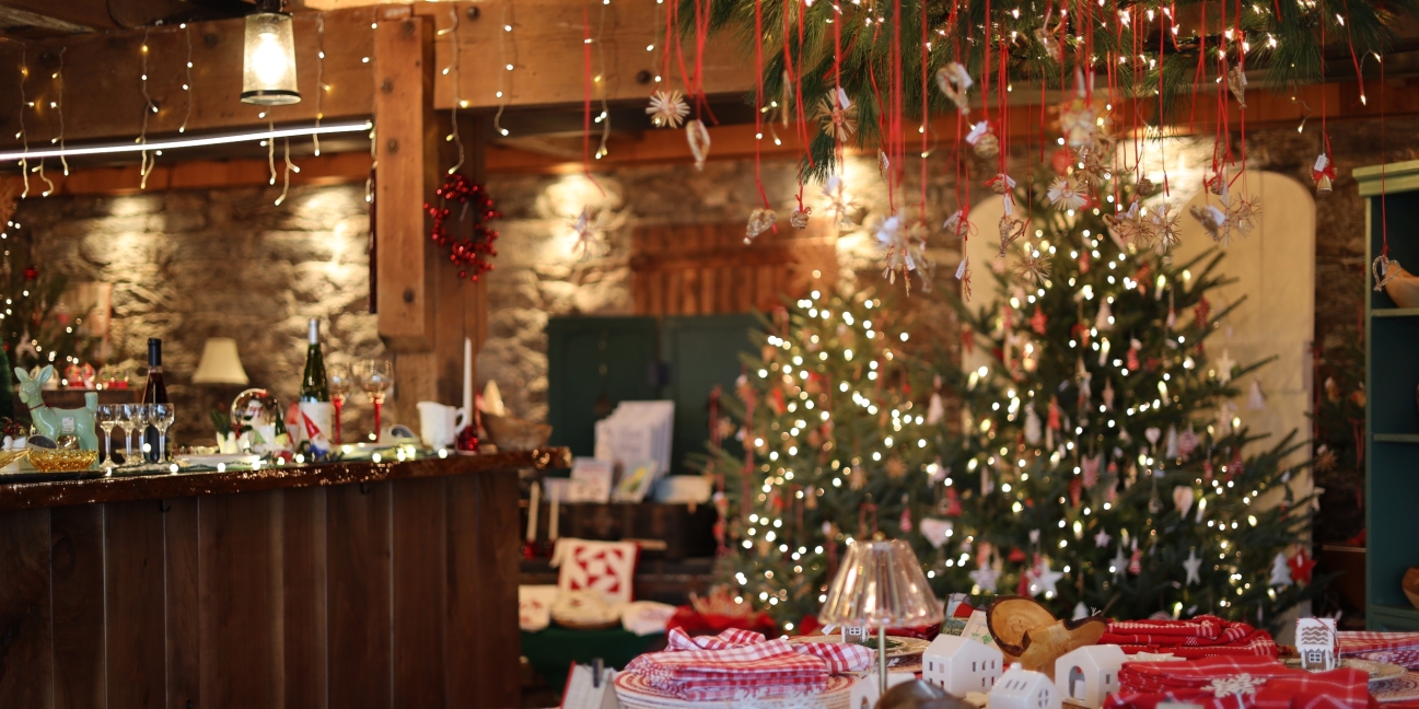 Gift Shop Christmas 2024